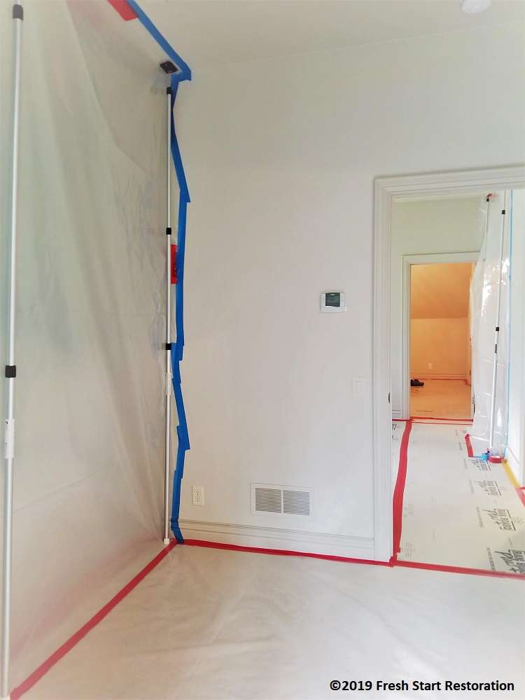 containment barrier for mold removal